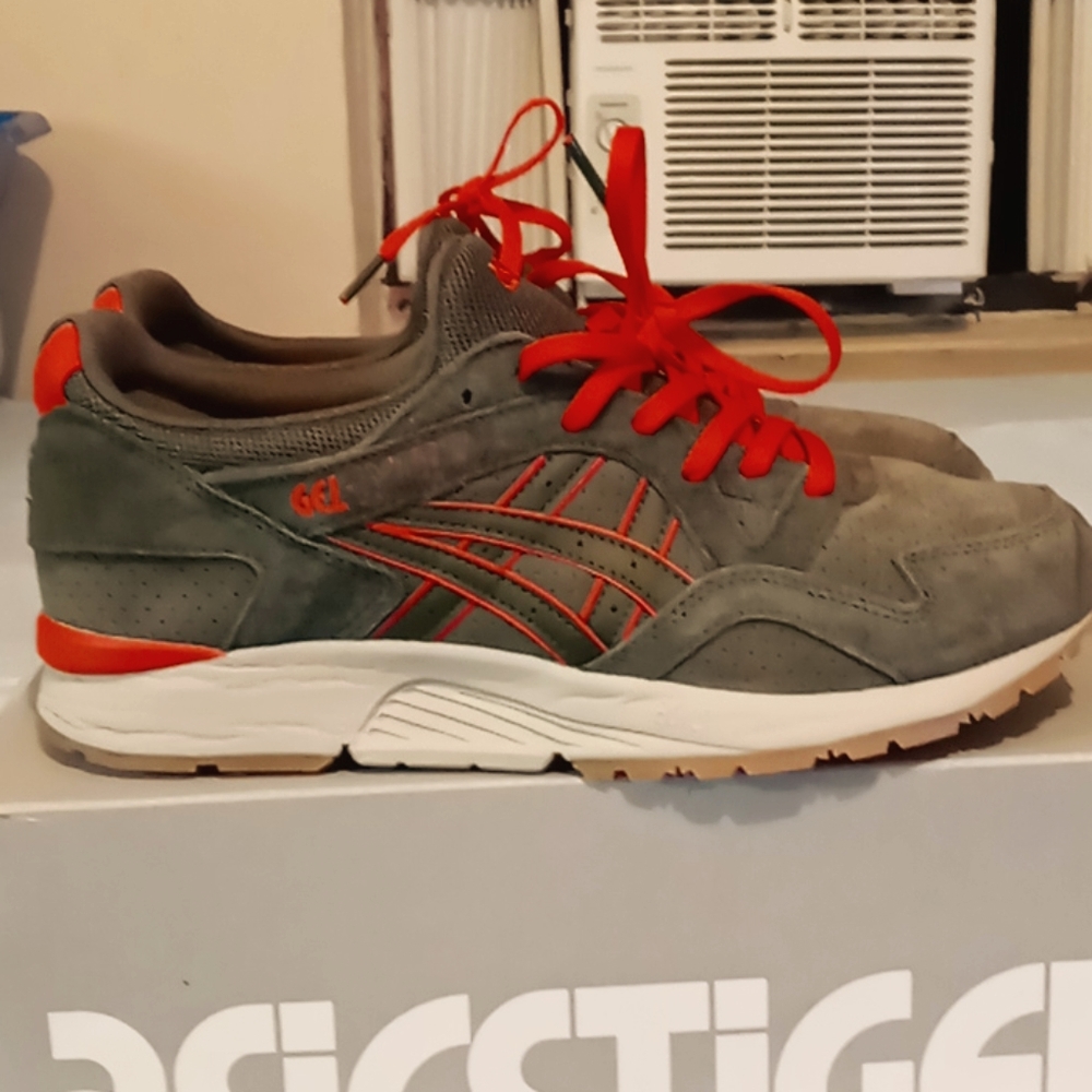 Asics gel lyte V